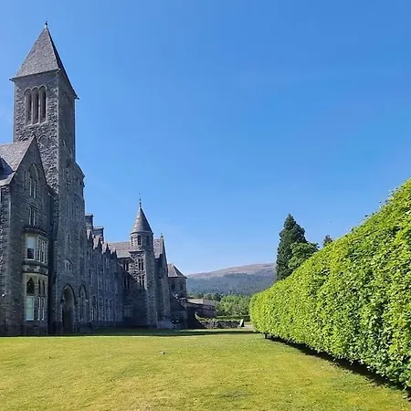 Loch Ness - Luxury Highland Retreat In Scotland Apartment Fort Augustus Exterior photo